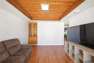 18380 Lakeview Dr, Victorville, CA 92395 - Photo 19
