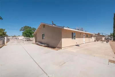 10707 Redwood, Hesperia, CA 92345 - Photo 23
