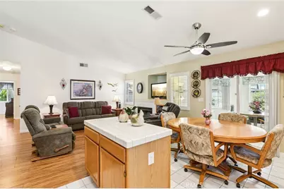 44249 Brandon Thomas Way, Lancaster, CA 93536 - Photo 11