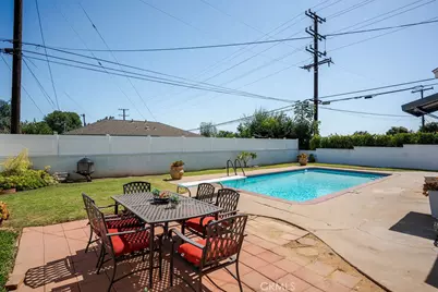 904 E Edgecomb Street, Covina, CA 91724 - Photo 33