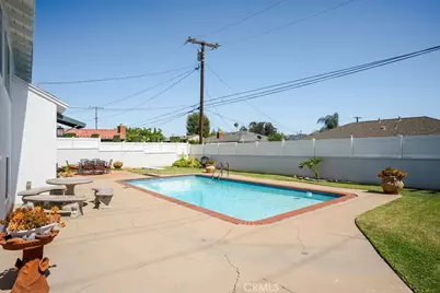 904 E Edgecomb Street, Covina, CA 91724 - Photo 33