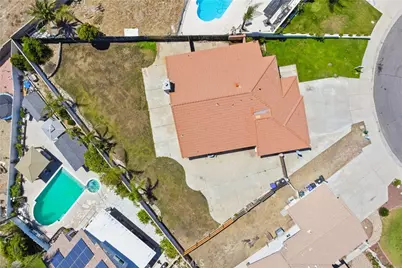 2885 W Calle Vista, Rialto, CA 92377 - Photo 37