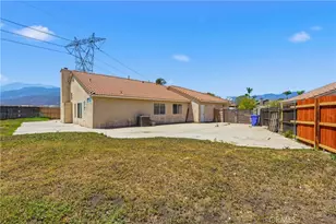 2885 W Calle Vista, Rialto, CA 92377 - Photo 31