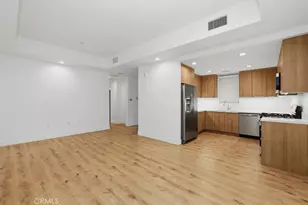 239 S Marengo Ave, Pasadena, CA 91101 - Photo 19