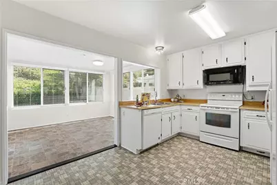 22692 Via Santa Maria, Mission Viejo, CA 92691 - Photo 13