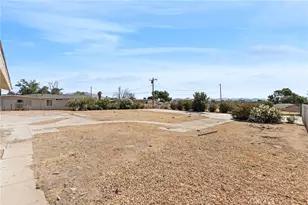 15431 Condor, Victorville, CA 92394 - Photo 33