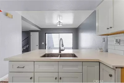 732 W Phillips #18, Ontario, CA 91762 - Photo 5