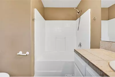 10778 Cedar, Oak Hills, CA 92344 - Photo 27