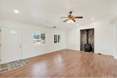 10778 Cedar, Oak Hills, CA 92344 - Photo 5