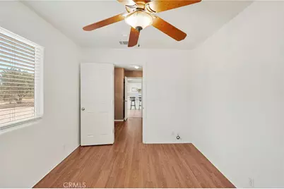 10778 Cedar, Oak Hills, CA 92344 - Photo 17