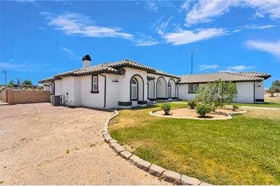 7381 Cygnet Road, Phelan, CA 92371 - Photo 3