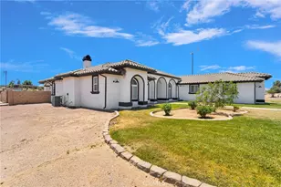 7381 Cygnet Rd, Phelan, CA 92371 - Photo 3