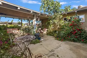 12111 Nieta, Garden Grove, CA 92840 - Photo 39