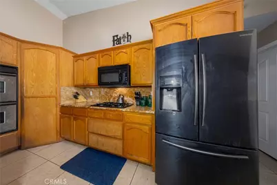 11671 Desert View, Pinon Hills, CA 92372 - Photo 17
