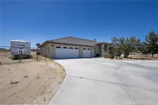 11671 Desert View, Pinon Hills, CA 92372 - Photo 3