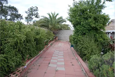 15144 Macadamia Court, Fontana, CA 92335 - Photo 25