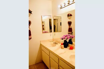 15144 Macadamia Court, Fontana, CA 92335 - Photo 15