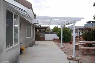 15144 Macadamia Court, Fontana, CA 92335 - Photo 23