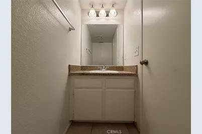 7276 Catalpa Avenue, Highland, CA 92346 - Photo 13