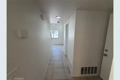 7276 Catalpa Avenue, Highland, CA 92346 - Photo 11