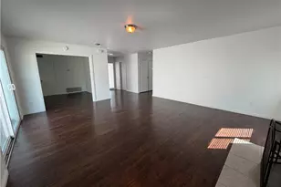 23767 Via Helina, Valencia, CA 91355 - Photo 7