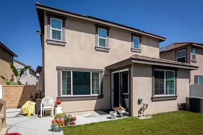 2467 Gunner Ridge Way, Rialto, CA 92377 - Photo 19