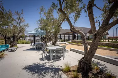 2467 Gunner Ridge Way, Rialto, CA 92377 - Photo 27