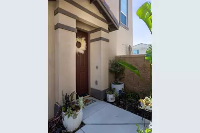 2467 Gunner Ridge Way, Rialto, CA 92377 - Photo 23