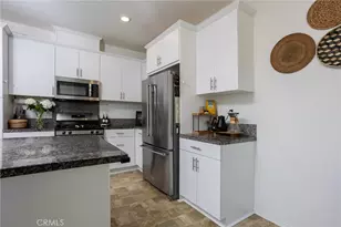 2467 Gunner Ridge Way, Rialto, CA 92377 - Photo 7