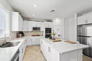4961 Bay Laurel, Fontana, CA 92336 - Photo 5