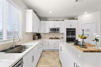 4961 Bay Laurel, Fontana, CA 92336 - Photo 7