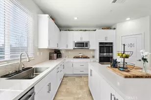 4961 Bay Laurel, Fontana, CA 92336 - Photo 7