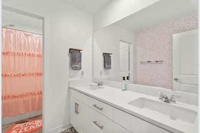 4961 Bay Laurel, Fontana, CA 92336 - Photo 19
