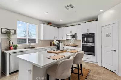 4961 Bay Laurel, Fontana, CA 92336 - Photo 9