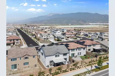 4961 Bay Laurel, Fontana, CA 92336 - Photo 35