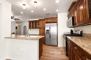 2972 Westchester Dr, Riverside, CA 92503 - Photo 11