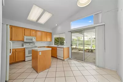 23978 Via Pamilla, Murrieta, CA 92562 - Photo 7