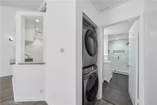 324 E Plymouth St, Inglewood, CA 90302 - Photo 3