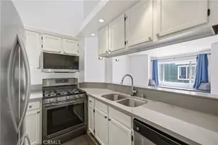 324 E Plymouth St, Inglewood, CA 90302 - Photo 11