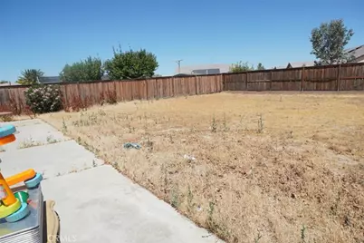 16026 Greyrock, Victorville, CA 92395 - Photo 31