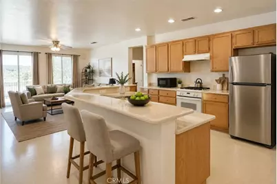 16026 Greyrock, Victorville, CA 92395 - Photo 5