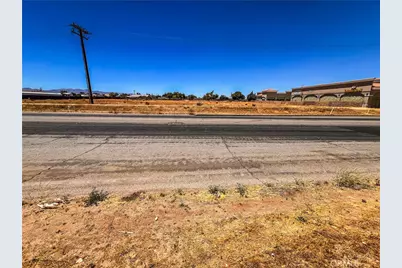 11125 Hesperia Road, Hesperia, CA 92345 - Photo 3