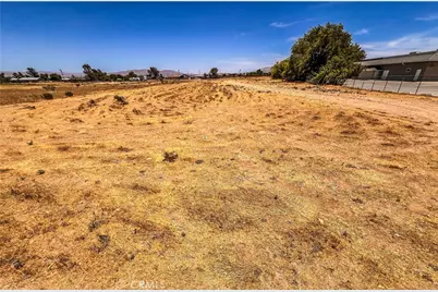 11125 Hesperia Road, Hesperia, CA 92345 - Photo 1