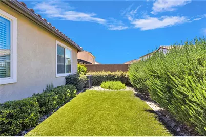 13286 Homeland Street, Victorville, CA 92392 - Photo 35