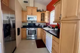 17466 Haynes, Lake Elsinore, CA 92530 - Photo 3