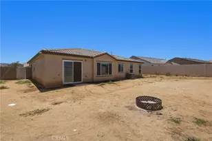 570 Farmstead, Hemet, CA 92543 - Photo 33