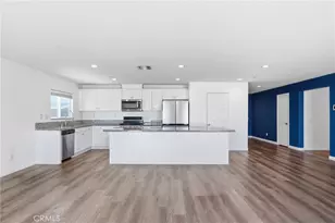 570 Farmstead, Hemet, CA 92543 - Photo 9