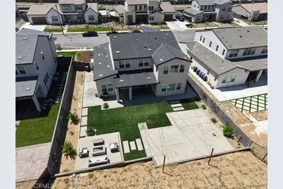 15890 Butterfly Drive, Fontana, CA 92336 - Photo 41