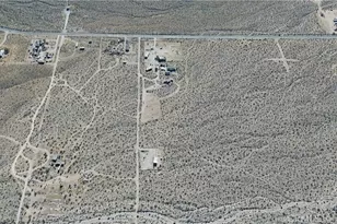 7535 Camp Rock Rd, Lucerne Valley, CA 92356 - Photo 17