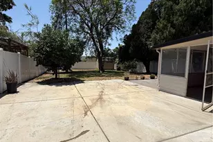 455 E Wilson St, Rialto, CA 92376 - Photo 15